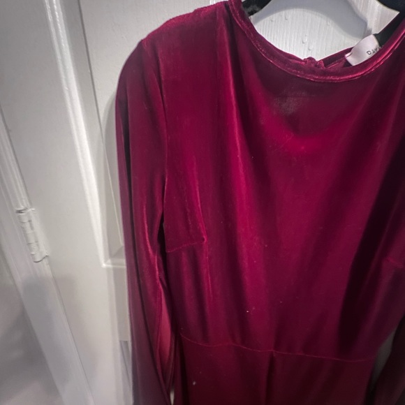 Day & Night Maroon Velvet Jumpsuit from Revolve - Picture 8 of 13